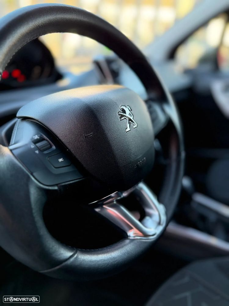 Peugeot 2008 82 VTI Active - 8