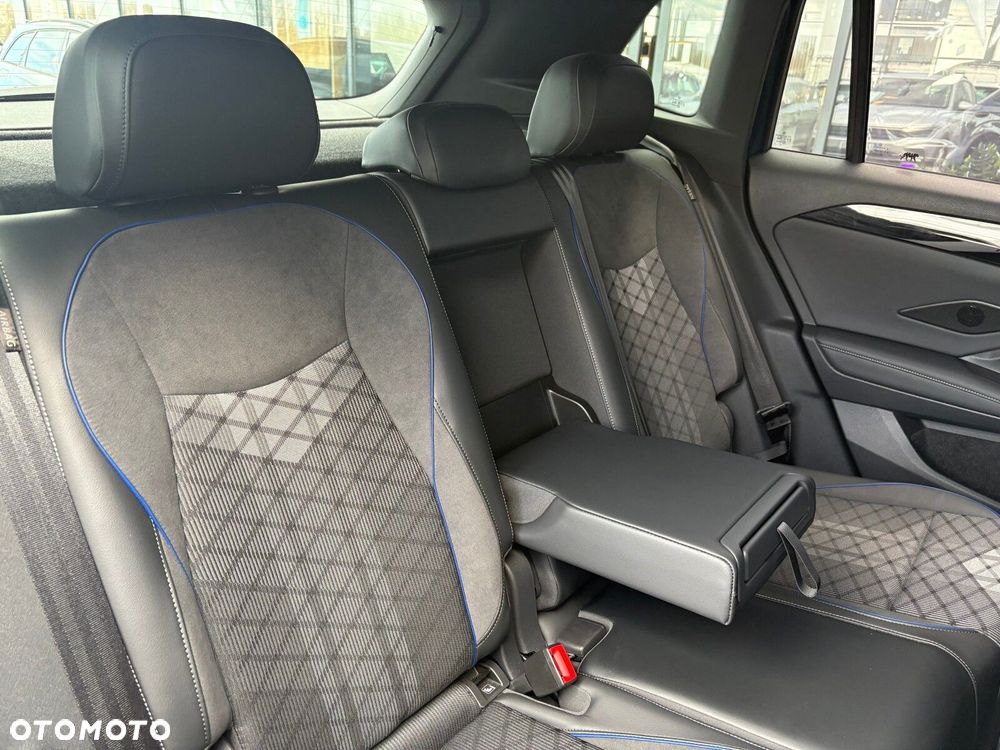 Volkswagen Tiguan - 17