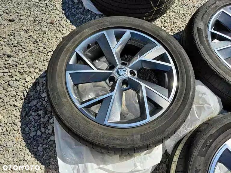 Skoda Kodiaq 2.0 TDI 4x4 DSG Sportline - 5