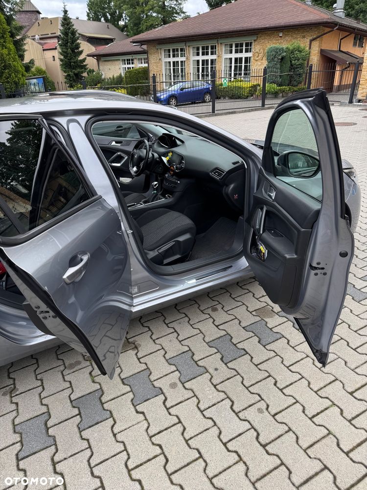 Peugeot 308 - 6