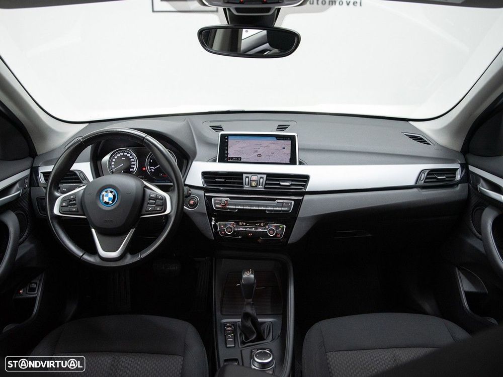 BMW X1 25 e xDrive Line Sport - 8