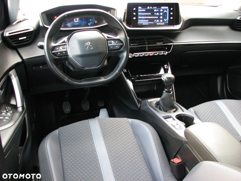 Peugeot 2008 1.5 BlueHDi Allure S&S - 20