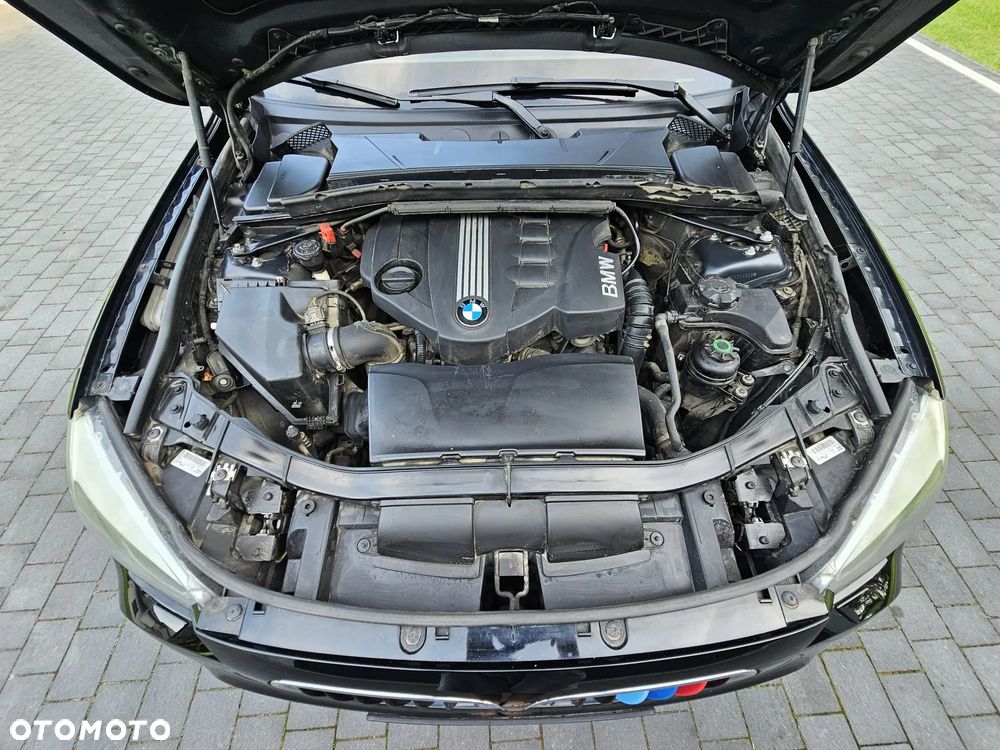 BMW X1 sDrive18d - 13