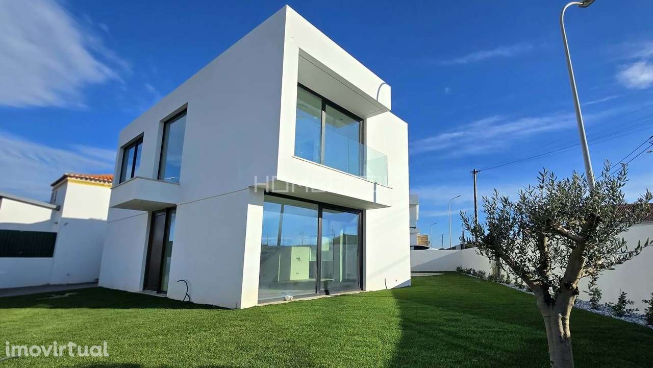 Moradia T4 Nova com Piscina em Sintra – Qualidade e Localização Privil - Grande imagem: 4/18