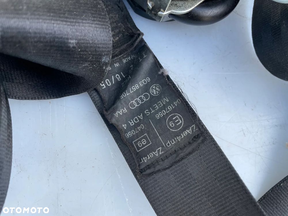 PAS BEZPIECZEŃSTWA LEWY PRAWY PRZÓD VW POLO 9N 3D 6Q3857706G 6Q3857705G - 2