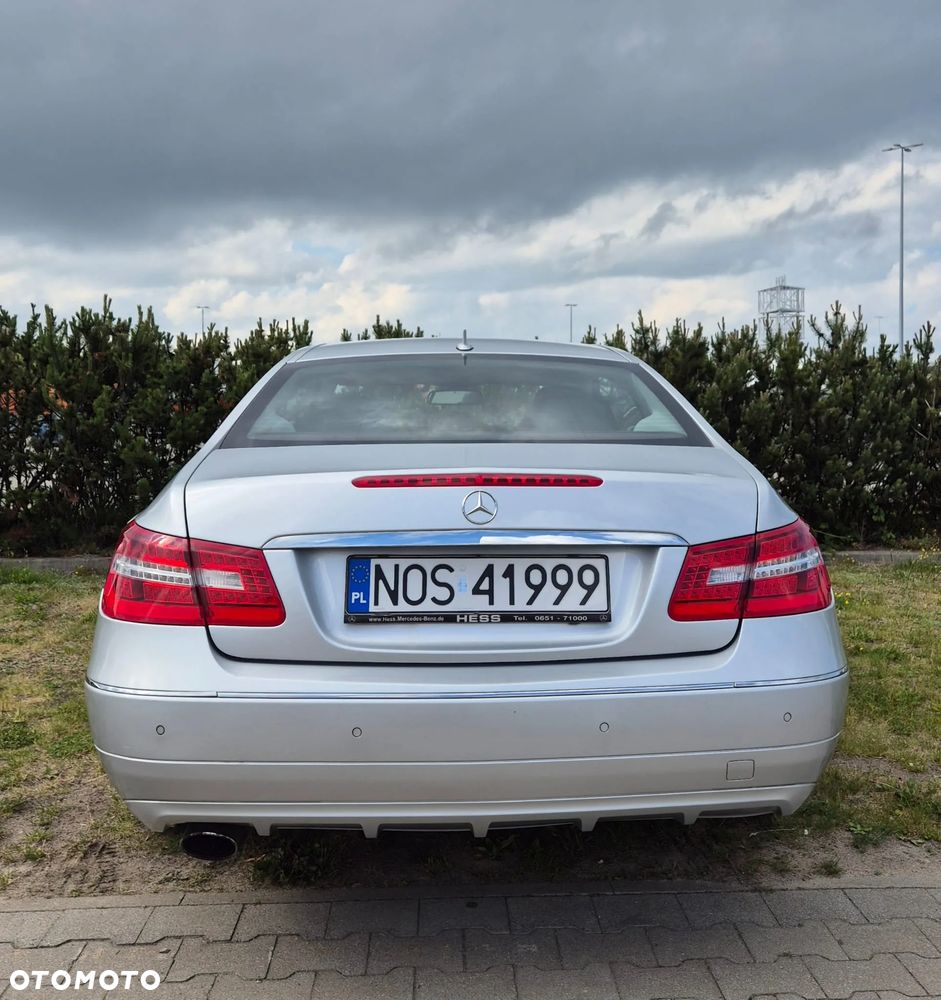 Mercedes-Benz Klasa E 250 CGI BlueEFFICIENCY Automatik Avantgarde - 8