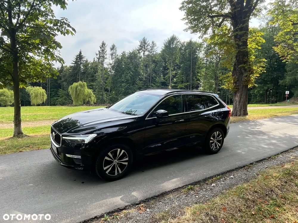 Volvo XC 60 B4 D AWD Geartronic Momentum Pro - 3