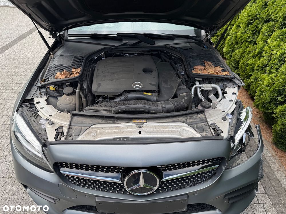 Mercedes-Benz Klasa C 200 4Matic 9G-TRONIC AMG Line - 12