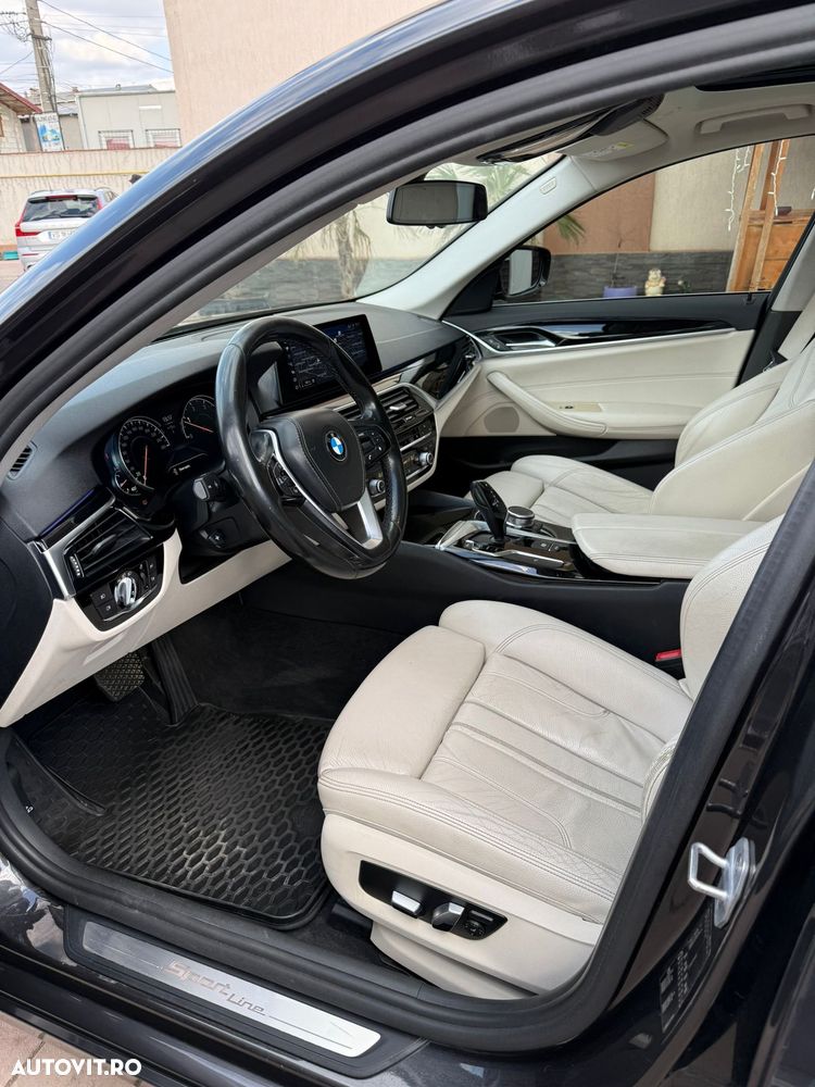 BMW Seria 5 520d Aut. Sport Line - 9