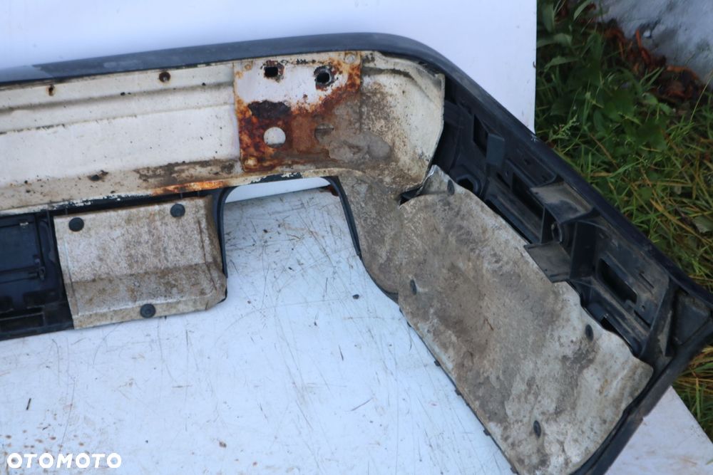 ZDERZAK TYLNY TYŁ BMW E34 - 6