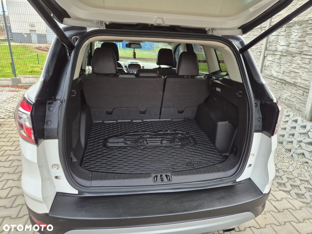 Ford Escape 2.0 EcoBoost AWD Titanium - 21