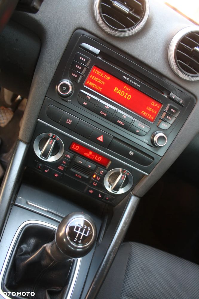 Audi A3 3-drzwiowe 1.6 S line Sportpaket (plus) - 19