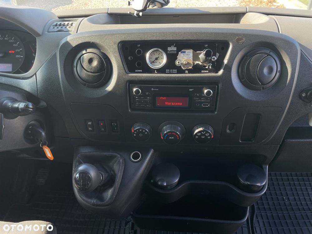 Renault Master - 18