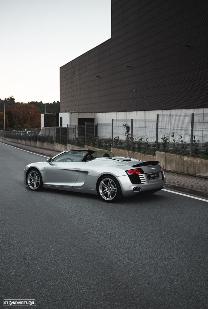 Audi R8 Spyder 4.2 FSI quattro R tronic - 2