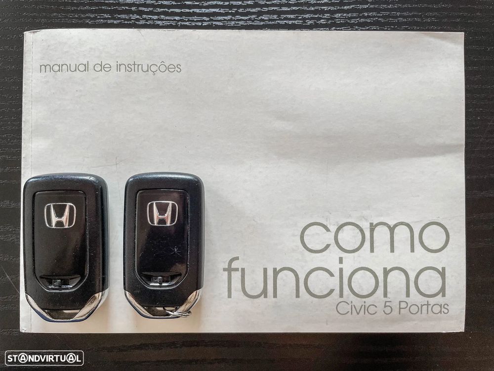 Honda Civic 1.0 i-VTEC Executive Premium - 23