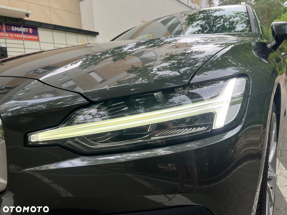 Volvo V60 T4 Momentum Pro - 30
