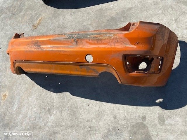 PARA-CHOQUES TRASEIRO FORD FOCUS II SEDAN 2006 - 1