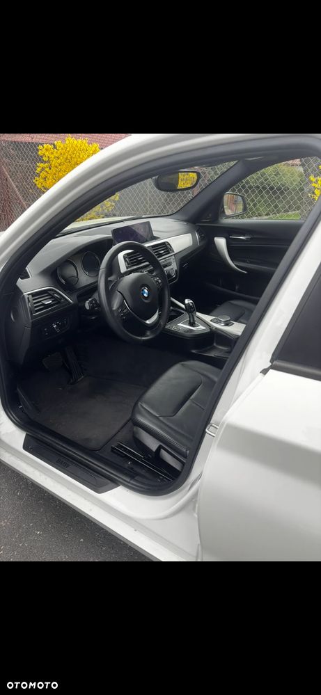 BMW Seria 1 118i - 4