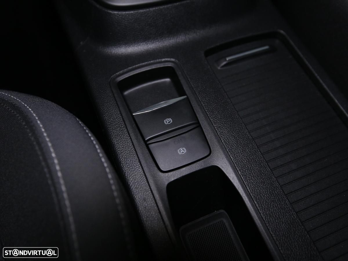 Ford Focus 1.5 TDCi EcoBlue Active - 24