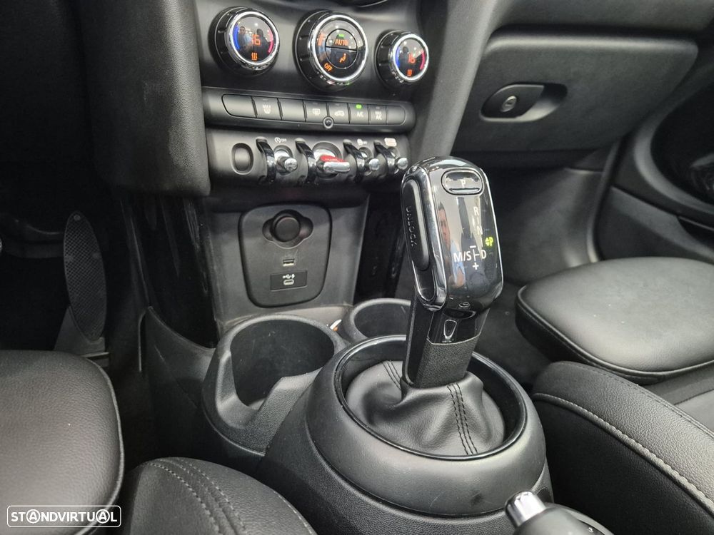 MINI Cabrio Cooper Premium Extra Essential Auto - 22