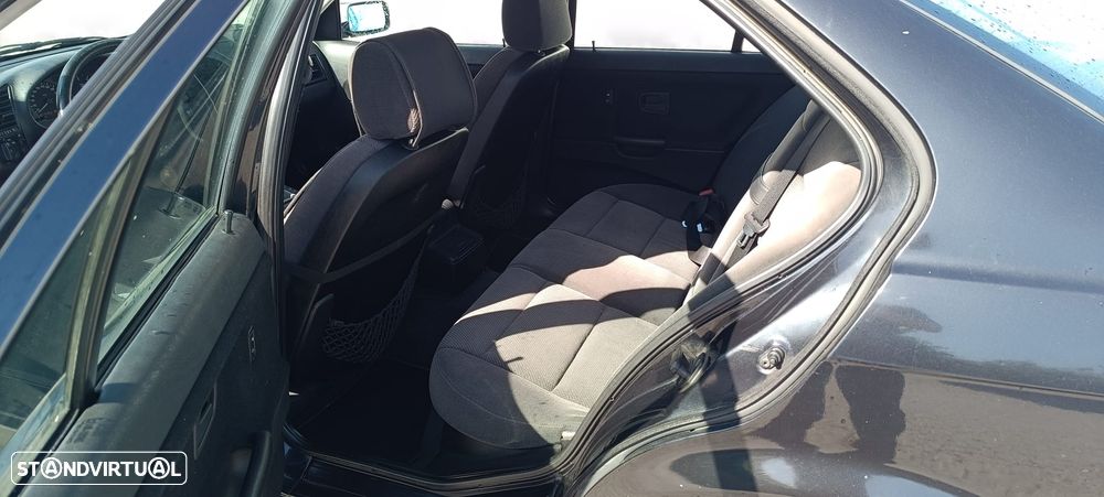 BMW 318 tds - 7