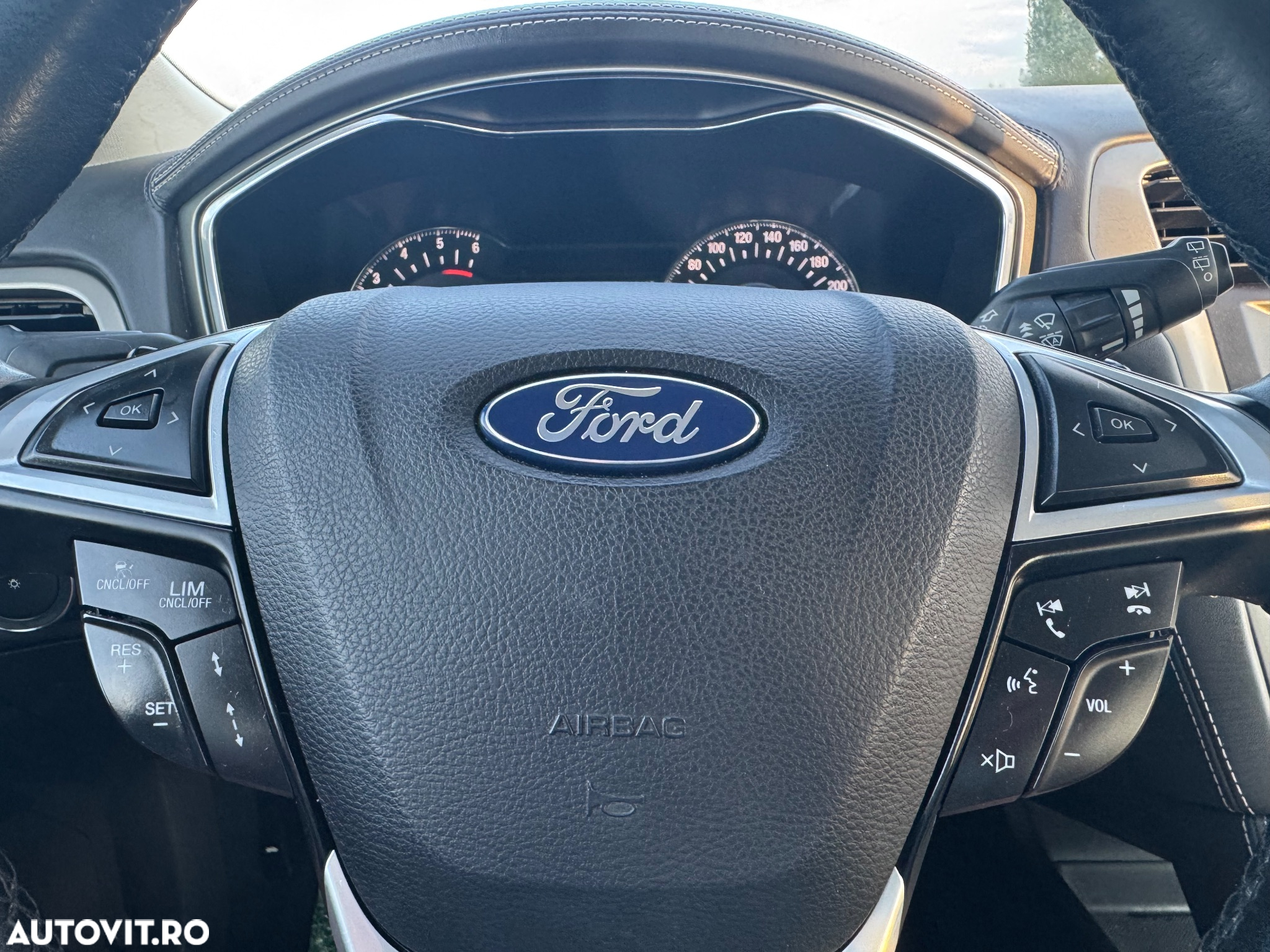 Ford Mondeo 2.0 TDCi Start-Stopp PowerShift-Aut Vignale - 23