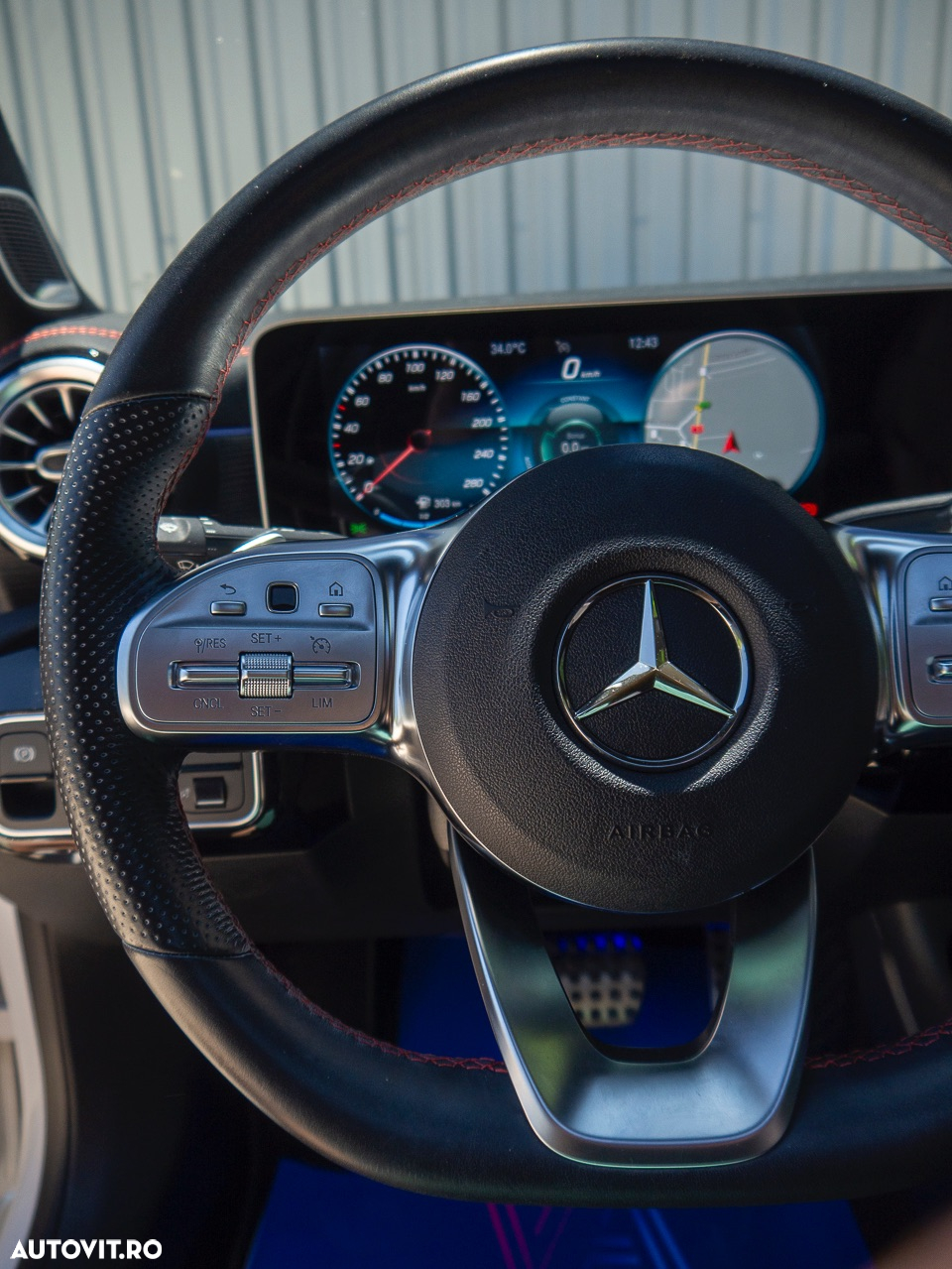 Mercedes-Benz CLA AMG 35 4Matic AMG Speedshift 7G-DCT - 24