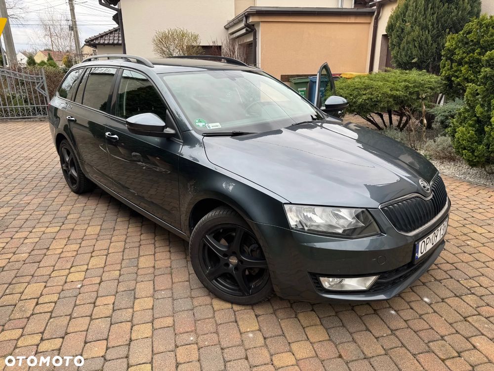 Skoda Octavia 2.0 TDI DSG Ambition - 13