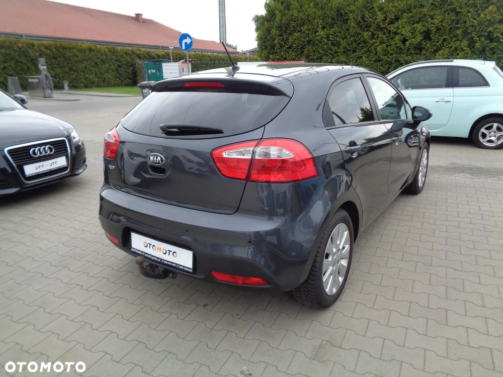 Kia Rio 1.4 Comfort - 5