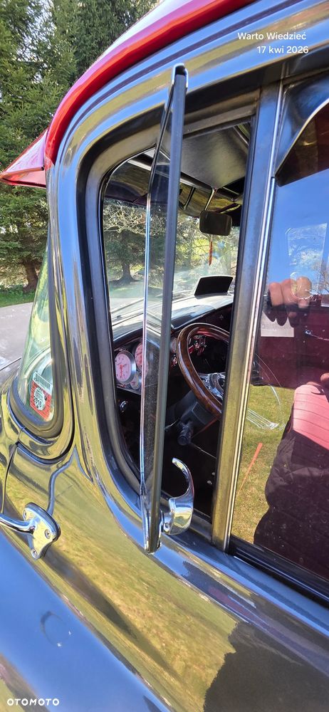 Chevrolet Apache - 26