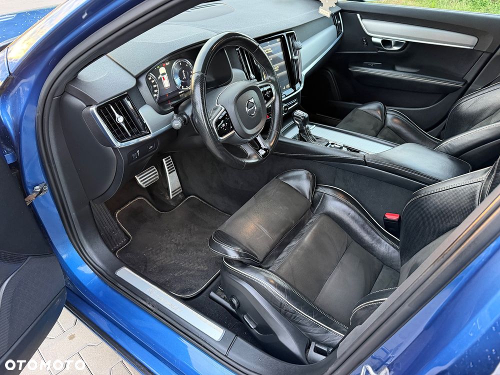 Volvo V90 D3 R-Design - 11