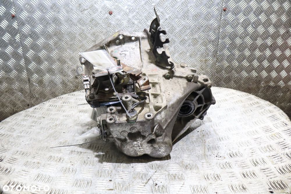 SKRZYNIA BIEGÓW 5 BIEGOWA AYGO I 1.0 200TT01 - 2