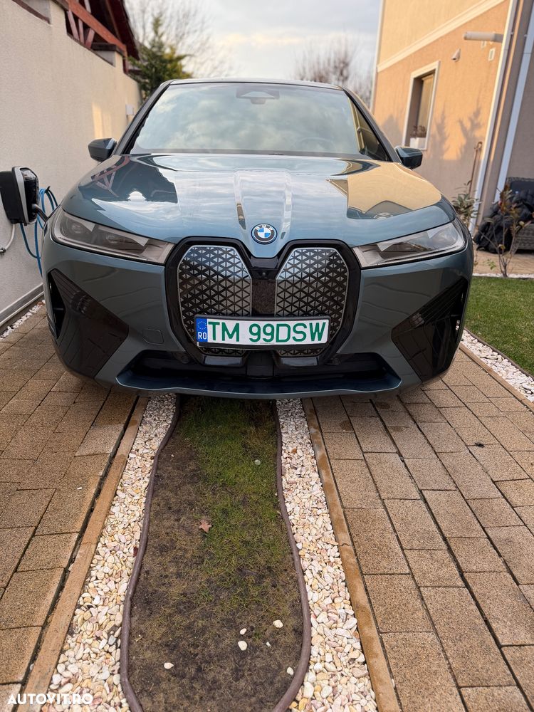BMW iX 2022 — imagine 6