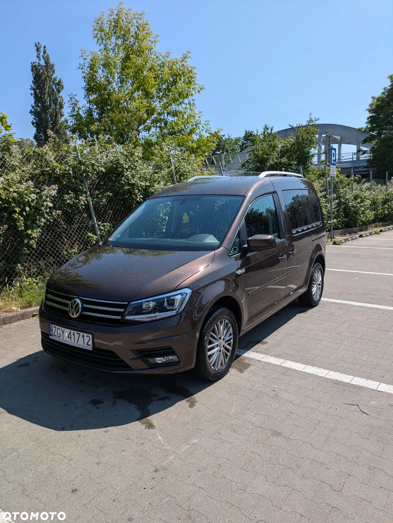 Volkswagen Caddy 2.0 TDI Comfortline - 1