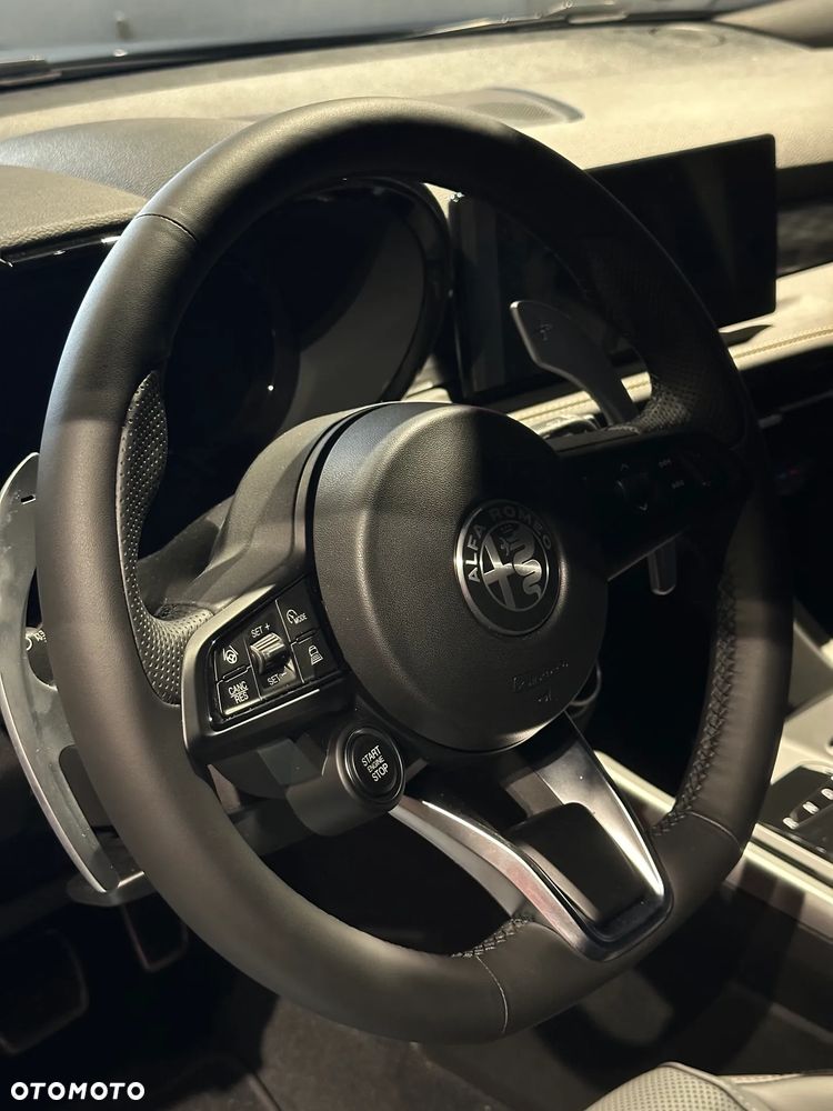 Alfa Romeo Tonale 1.5 T4 GSE mHEV Veloce DCT - 15