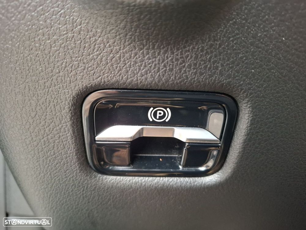 Mercedes-Benz C 300 de AMG Line - 19