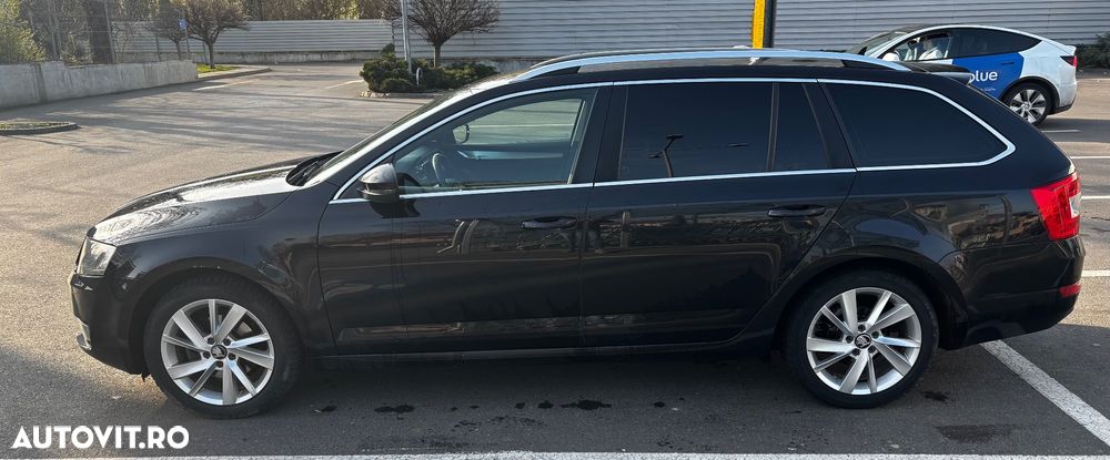 Skoda Octavia 2.0 TDI AMBITION DSG - 2