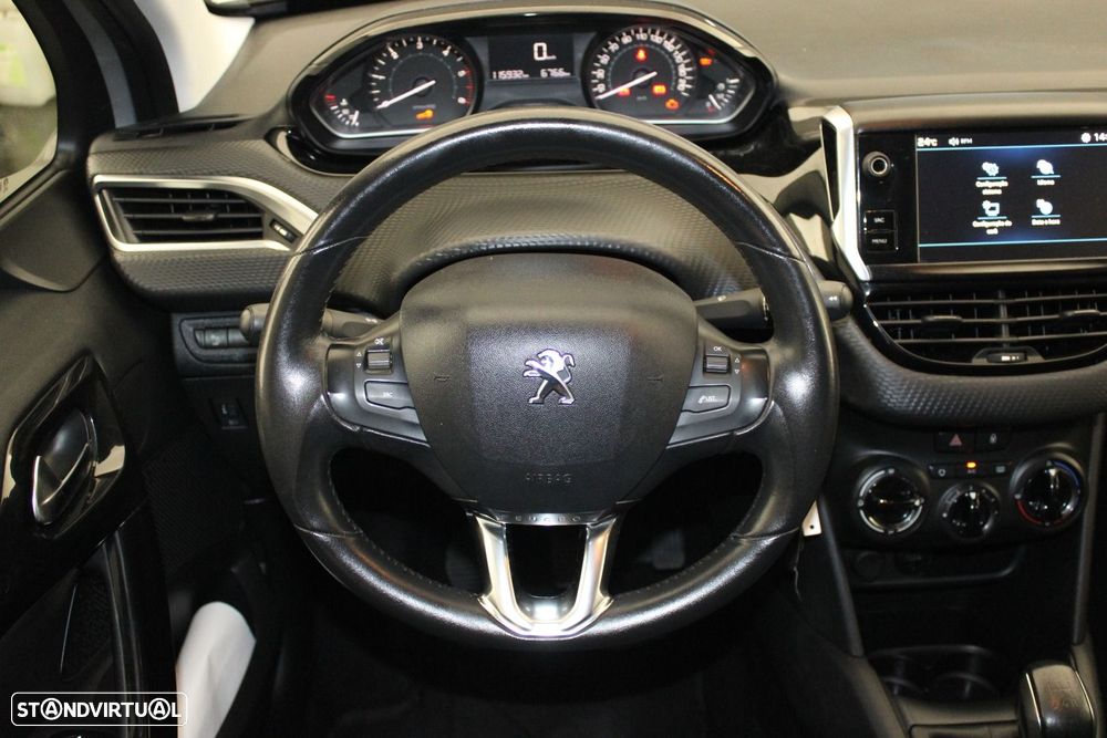 Peugeot 208 1.6 BlueHDi Style - 10