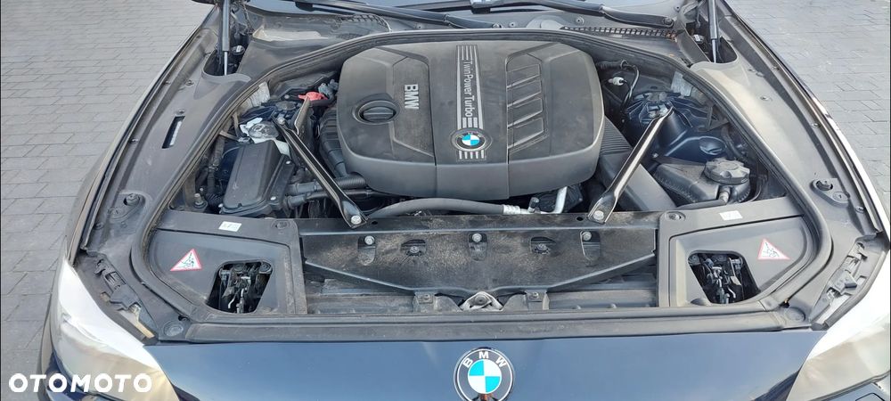 BMW Seria 5 520d - 8