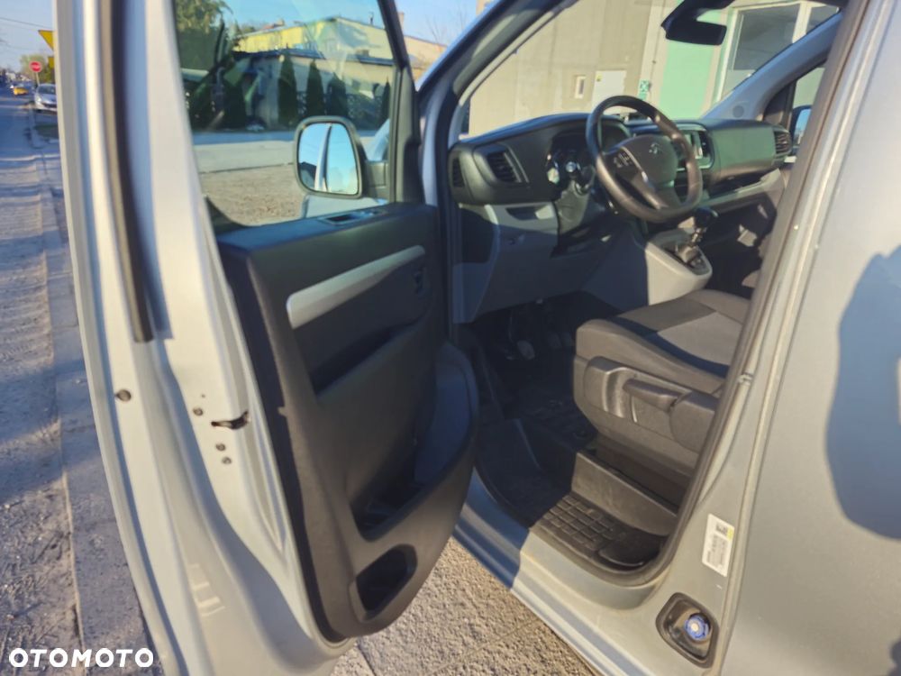 Citroën Jumpy Combi - 11