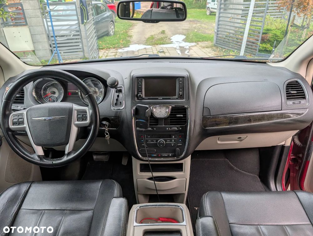 Chrysler Town & Country 3.6 Touring - 16