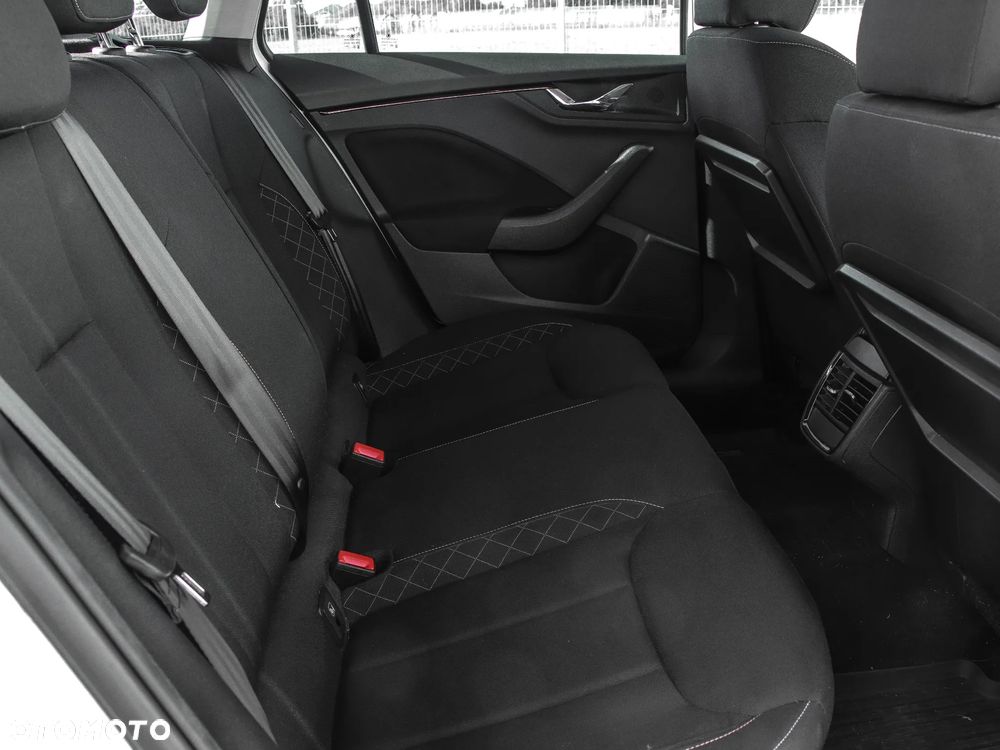 Skoda Scala 1.0 TSI Ambition - 12