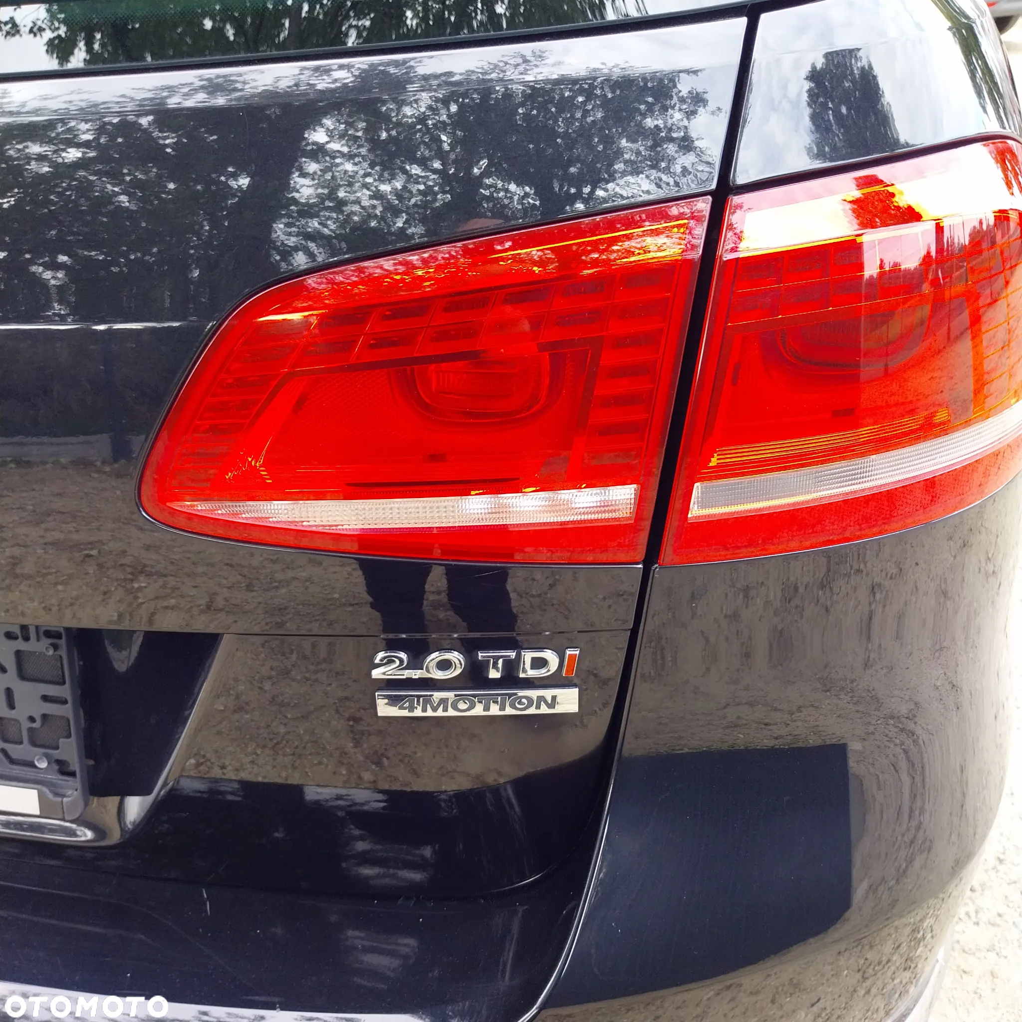 Volkswagen Passat Variant 2.0 TDI 4Motion DSG BlueMotion Tech Highline - 24