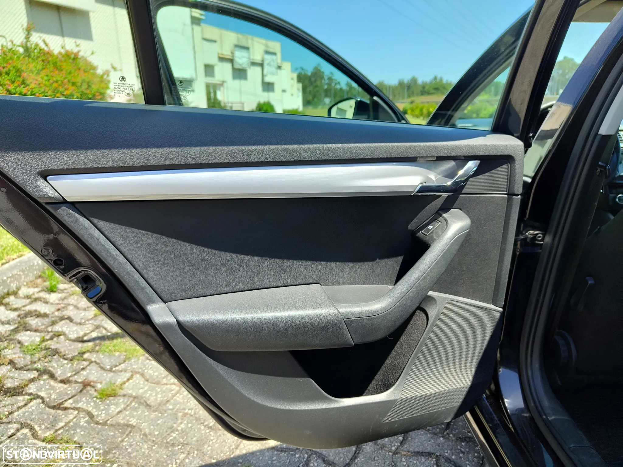 Skoda Octavia Break 1.6 TDi Elegance - 29