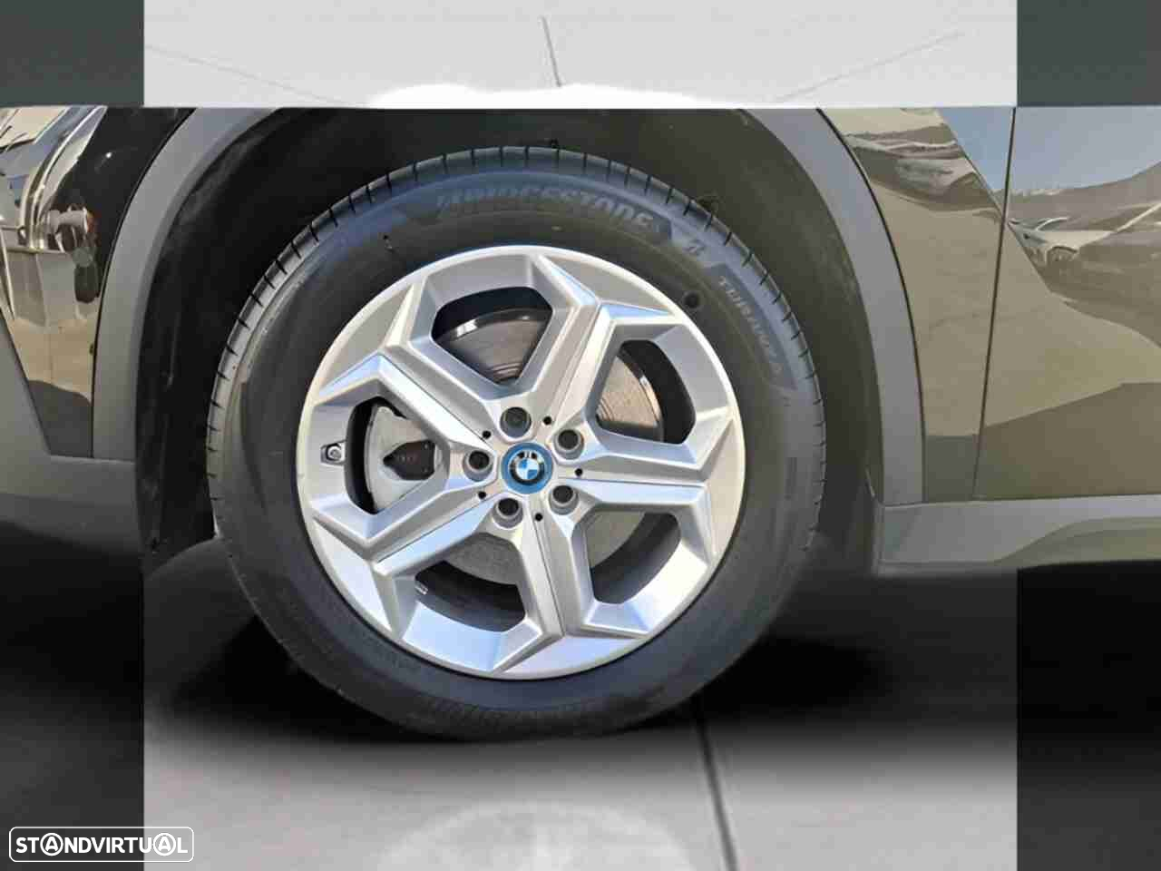 BMW iX1 xDrive30 - 7