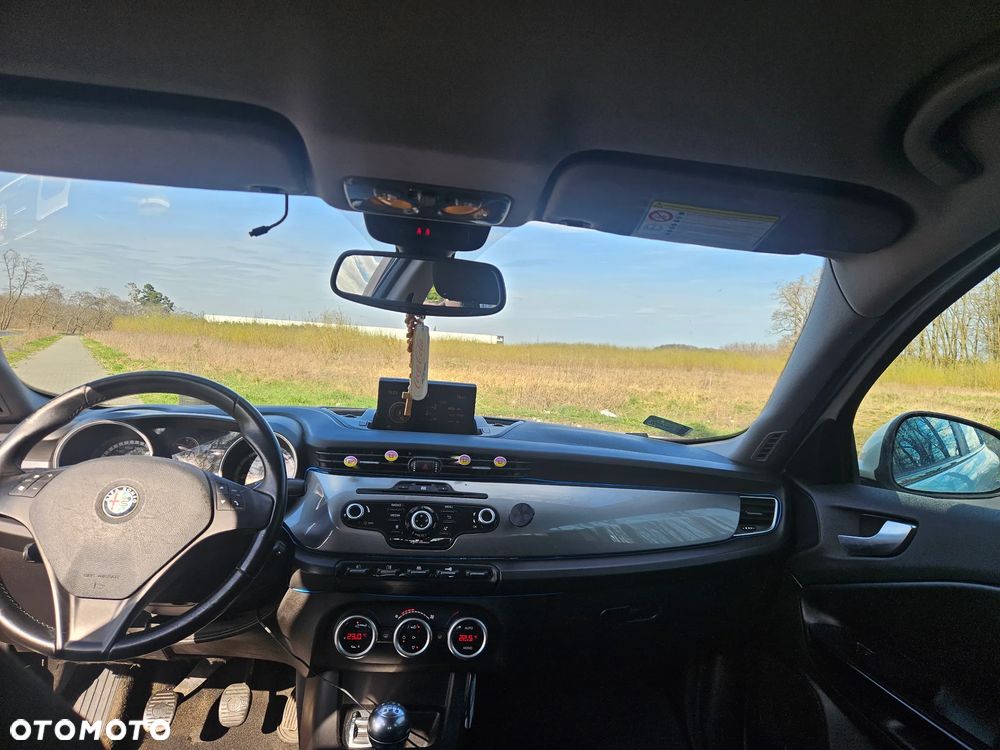Alfa Romeo Giulietta 1.6 JTDM 16V - 7