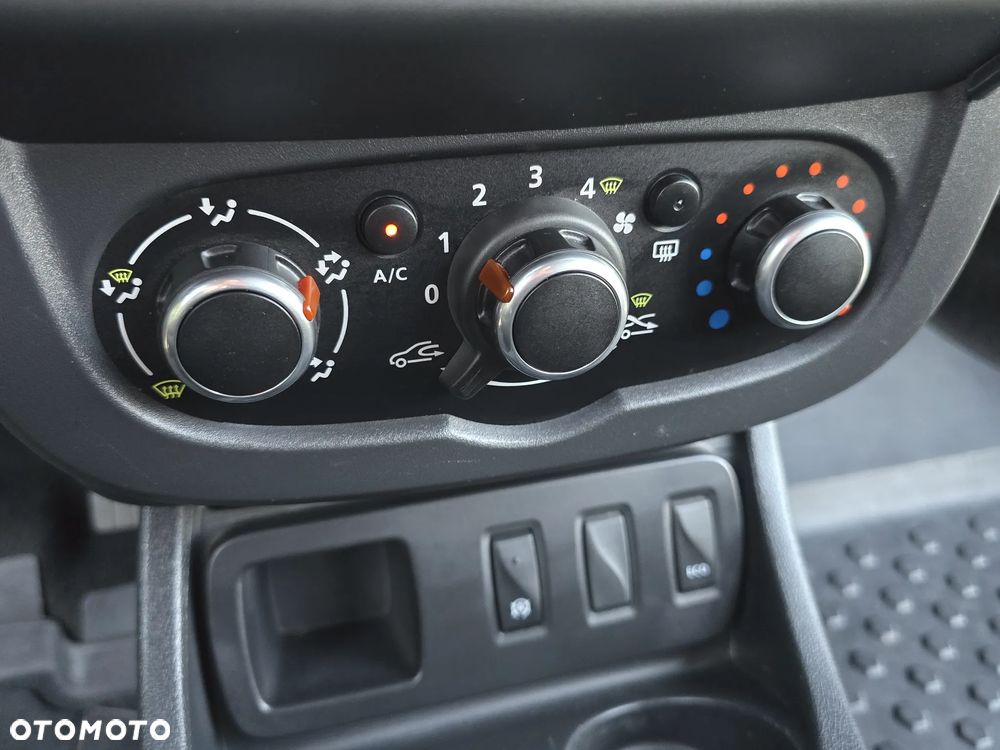 Dacia Duster 1.6 SCe Open S&S - 14