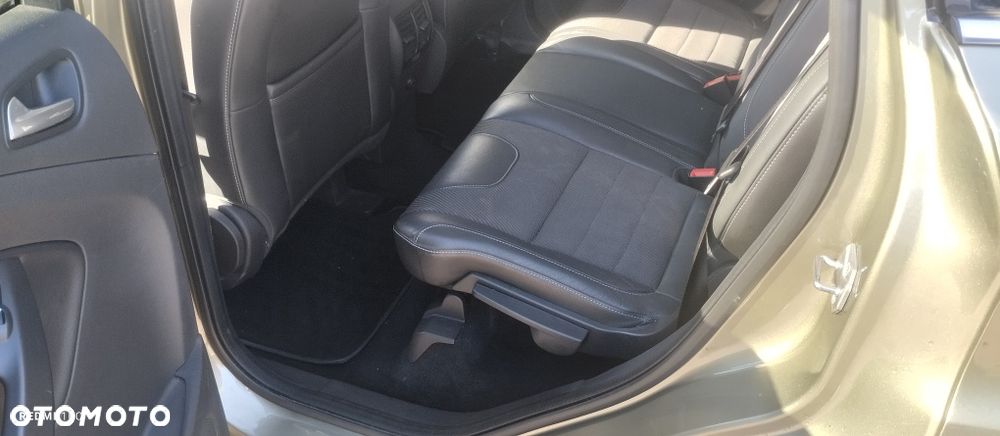 Ford Kuga - 5
