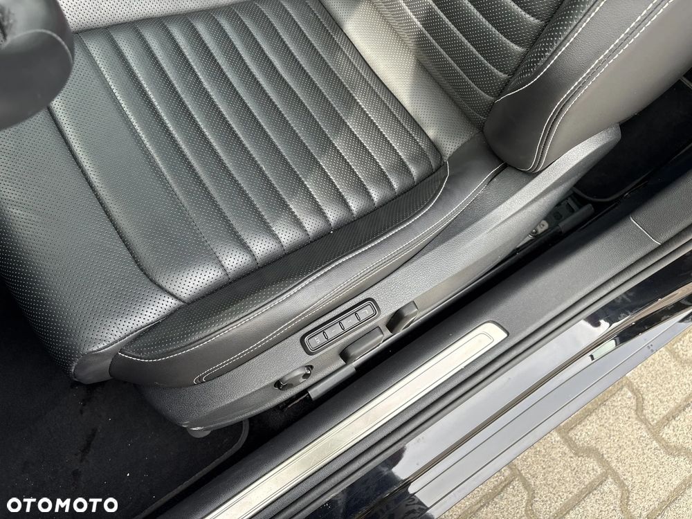 Volkswagen Passat 2.0 TSI Elegance DSG - 14