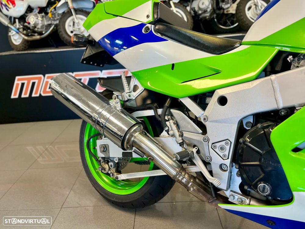 Kawasaki ZXR 750 - 4